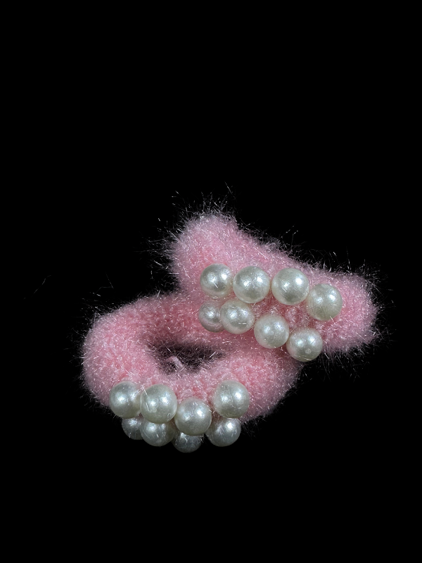 80 Pearl Fuzzy Scrunchies - Image 4